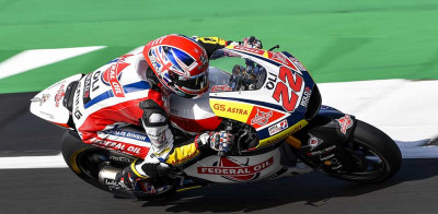 Dua Balapan Penting Sam Lowes thumbnail